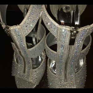Brand :Sliver slipper heels